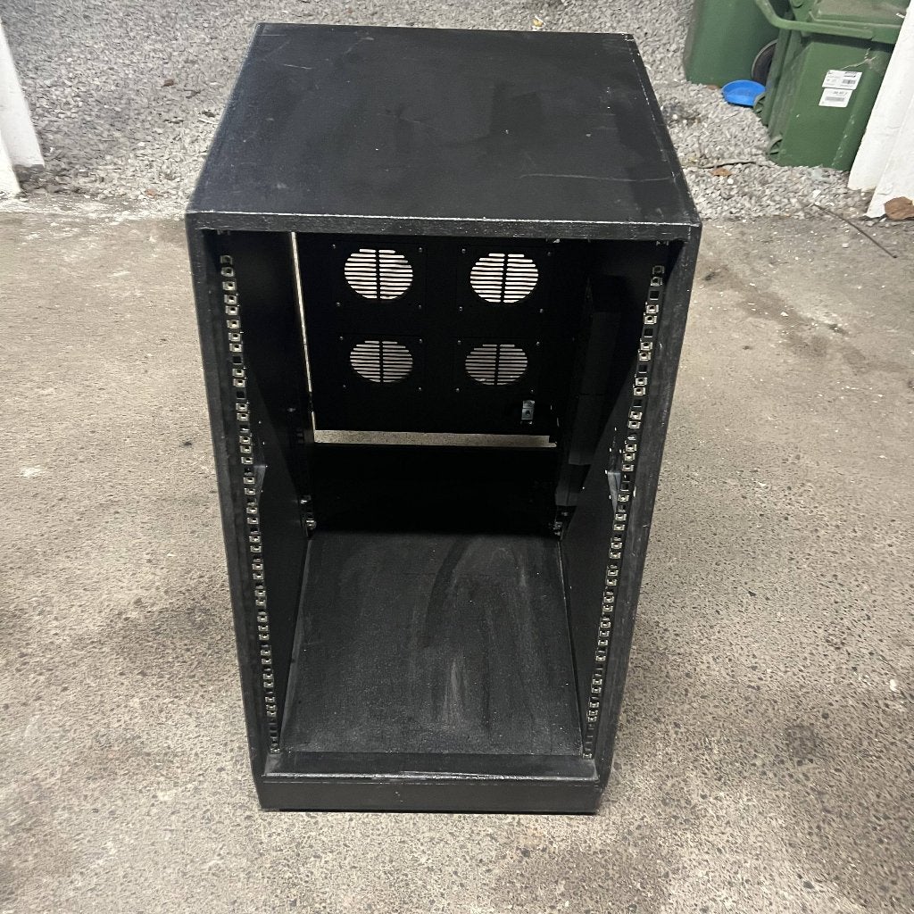19" houten rek studiokast van goede kwaliteit, Audio, Tv en Foto, Professionele apparaten, Gebruikt, Audio, Ophalen