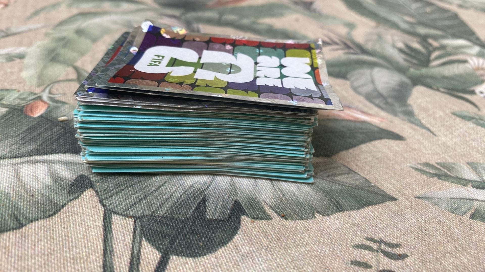 Voetbalkaarten panini 2026, Hobby en Vrije tijd, Stickers en Plaatjes, Verzenden, Zo goed als nieuw