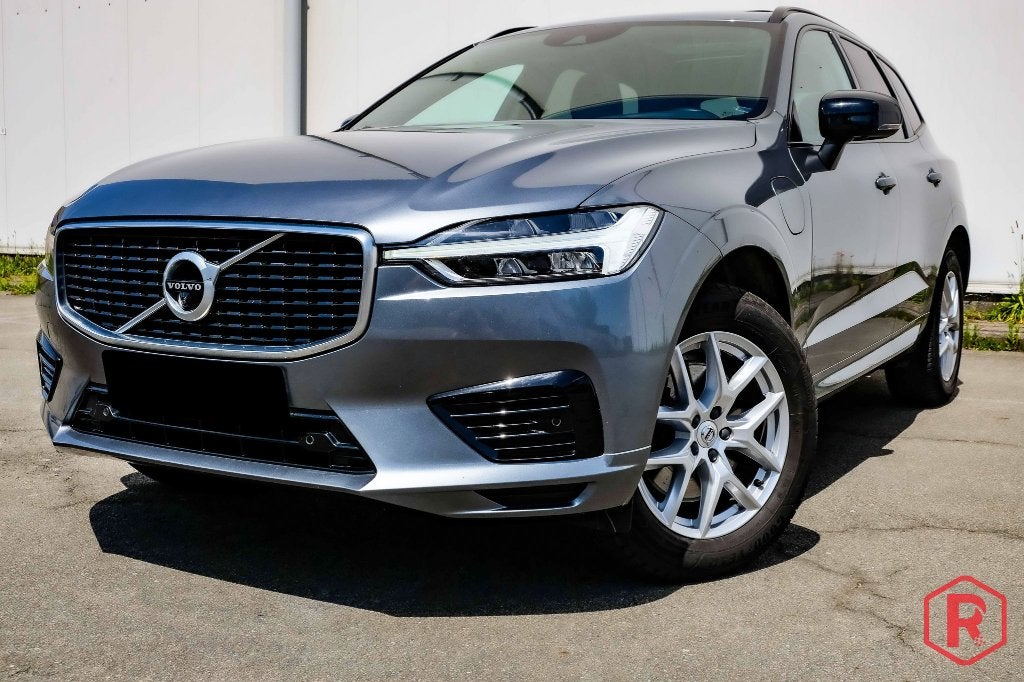 Volvo XC60 T8 R-Design AWD Pano HarmanKardon BTWwagen, Auto's, Volvo, Automaat, 4 cilinders, Leder, Bedrijf