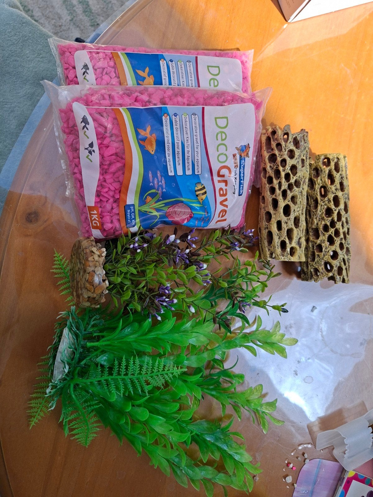Gratis steentjes, 2 x kunstplanten, garnalenschuilplaats, Enlèvement