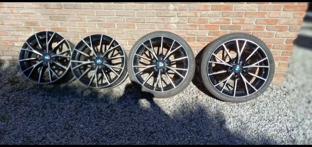 Jantes 5x112 2(225)et 2(255), Pneu(s)