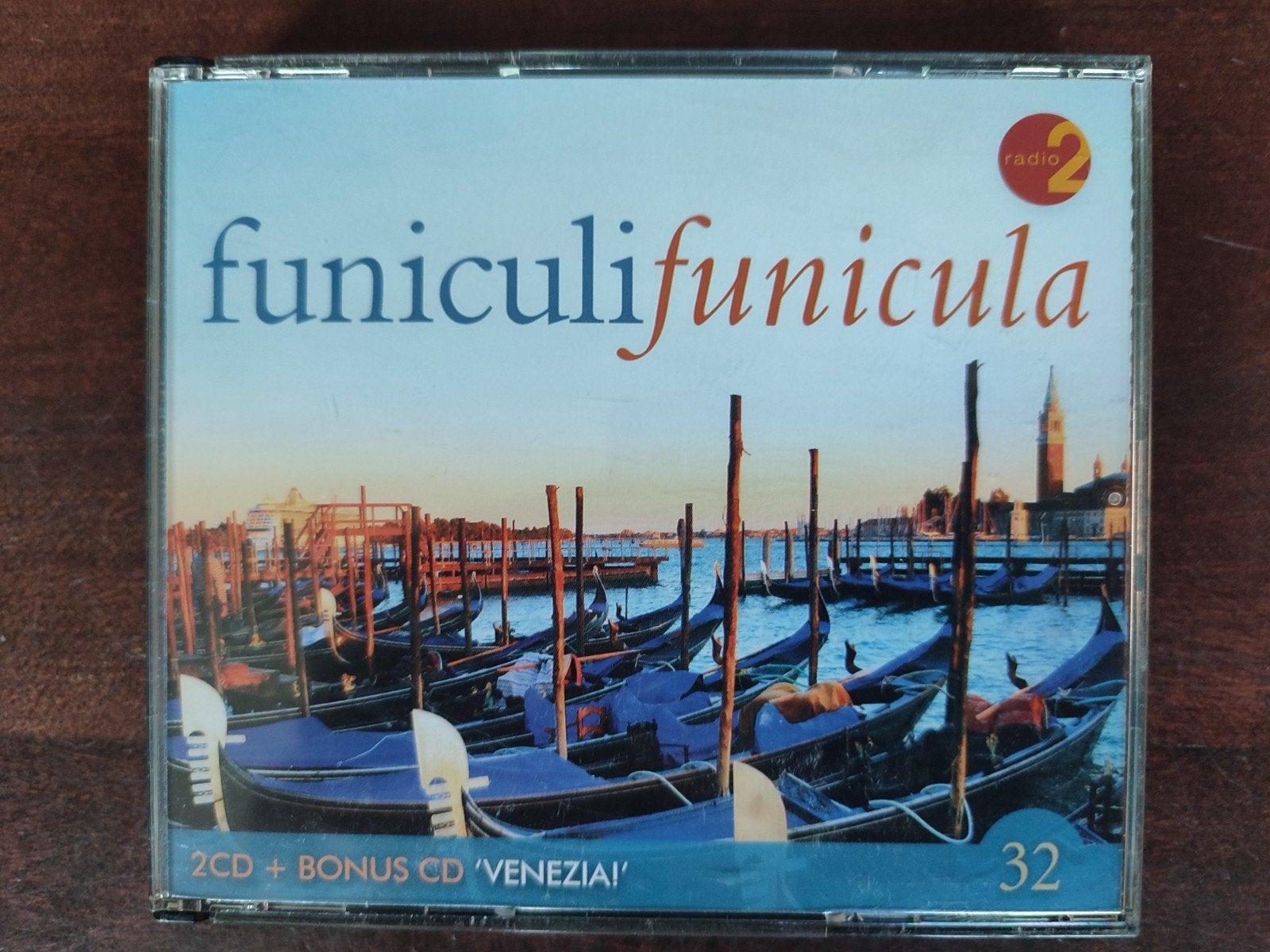 3-CD : FUNICULI FUNICULA 32 / VENEZIA  (RADIO 2), Ophalen of Verzenden, Zo goed als nieuw