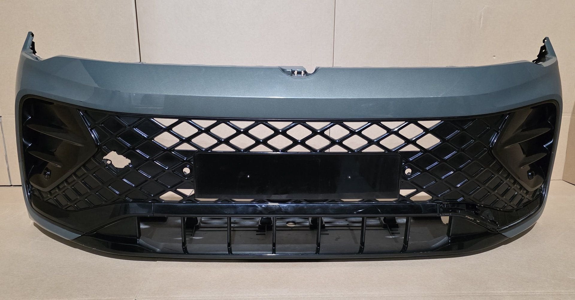 Voorbumper VW Tiguan CT1 571 L A6H R-LINE Bumper 571807217B, -, Origine de la pièce connue, Utilisé, -