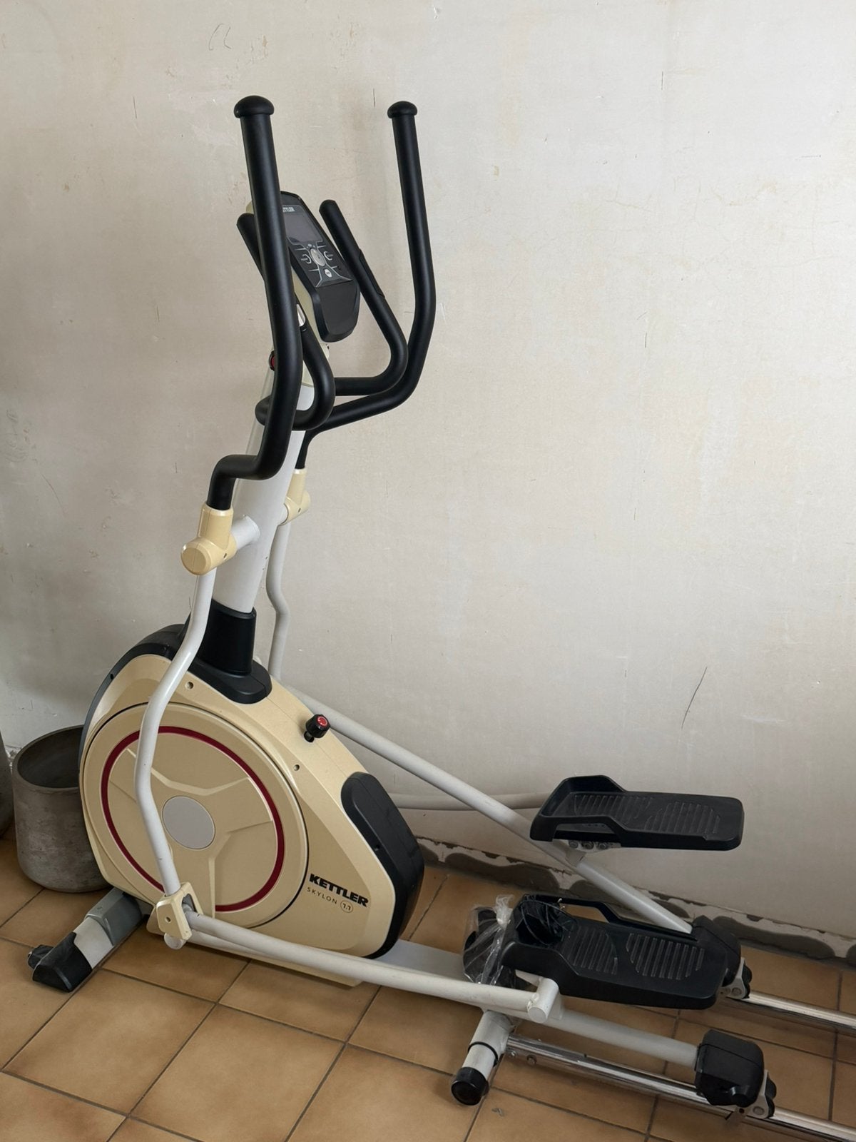 Kettler Skylon 1.1, Sports & Fitness, Enlèvement, Utilisé, Métal, Vélo elliptique