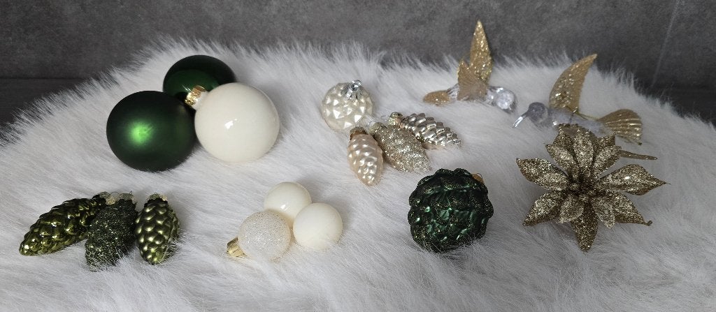 Kerstboomdecoratie 128 stuks in tinten groen/goud/ecru, Ophalen of Verzenden, Nieuw