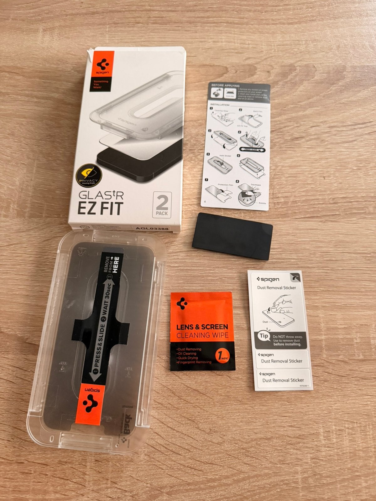 Spigen Privacy Screenprotector Iphone 13, Télécoms, Neuf, IPhone 13, Enlèvement ou Envoi, Protecteur d'écran