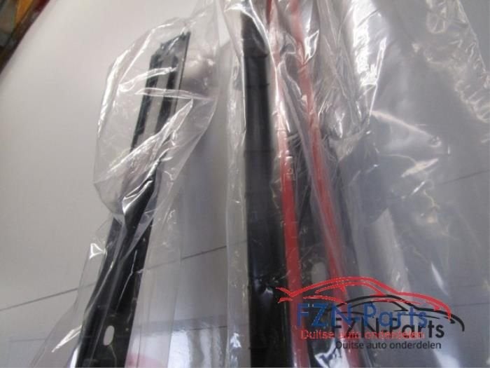 Audi A3 8V Sideskirt Houders Set L+R NIEUW, Enlèvement ou Envoi, Utilisé
