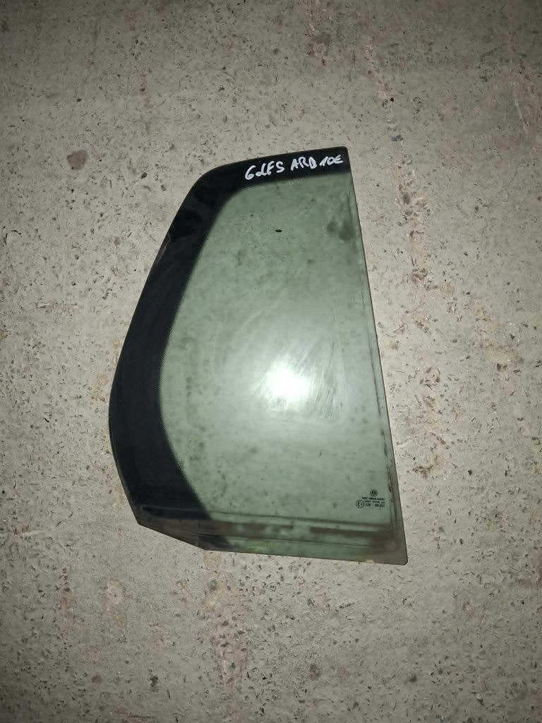 A vendre carreau arriere droit VW Golf 5, Autos : Pièces & Accessoires, Enlèvement, Utilisé, Volkswagen