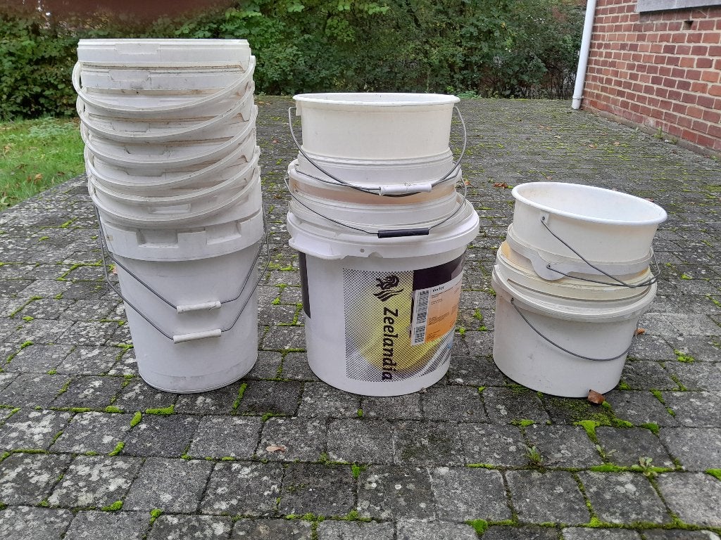 Seaux en plastique pour divers usages (20 pièces) 10€/lot, Enlèvement