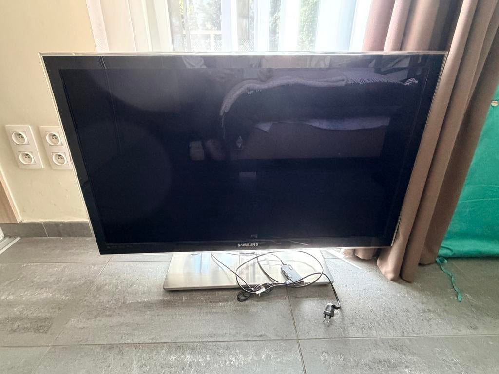 Samsung 37 INCH, Audio, Tv en Foto, Televisies, Ophalen, Zo goed als nieuw, Samsung