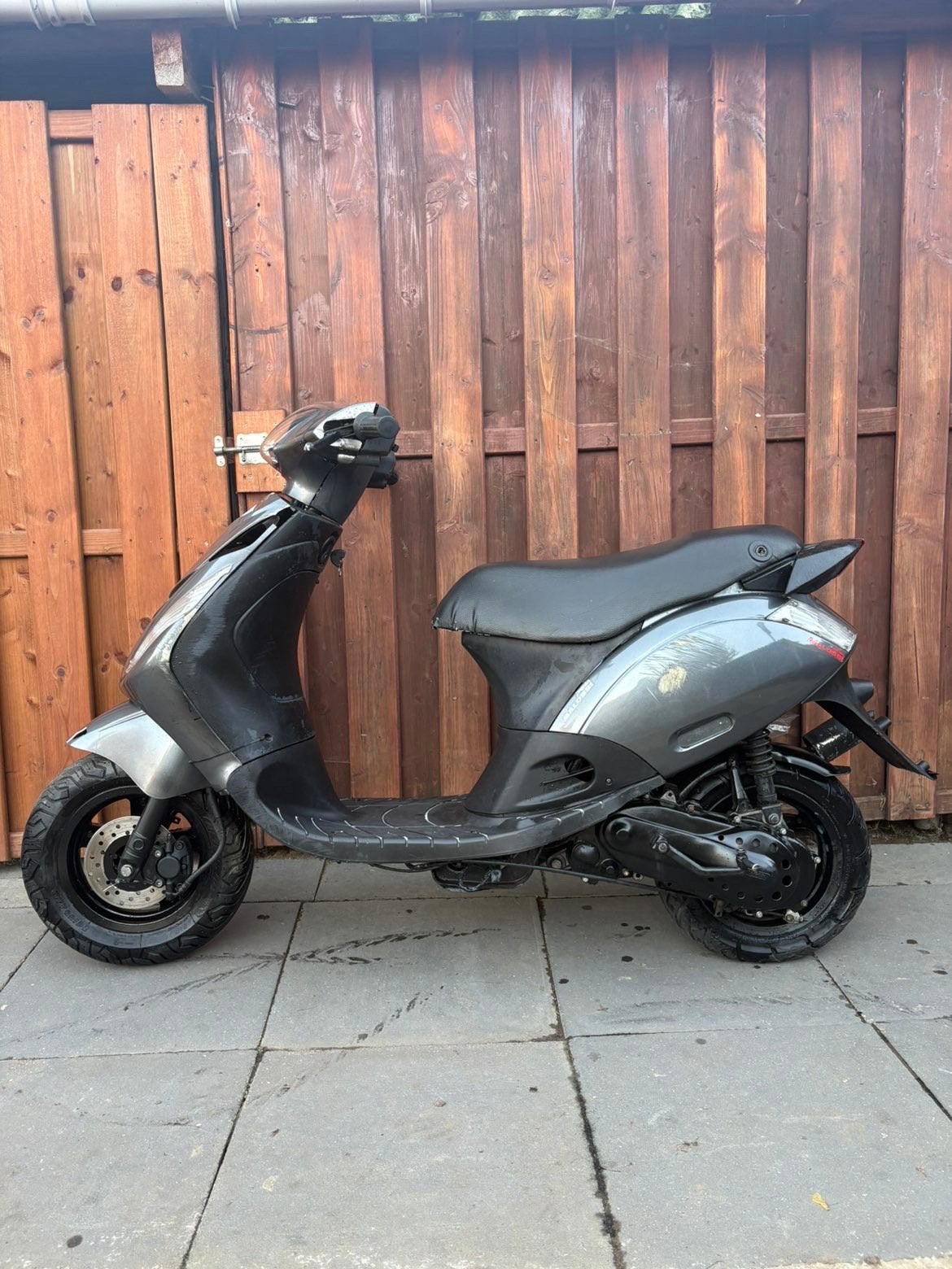Fermeture éclair Piaggio, Zip, 70 cm³, Enlèvement, Utilisé