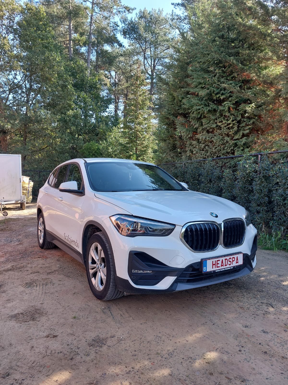 BMW X1 25e hybride 2021, Auto's, Stof, Wit, 5 deurs, Dealer onderhouden
