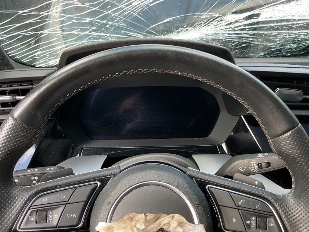 INSTRUMENTS DE BORD Audi A3 Limousine (8YS) (01-2020/-), Auto-Union-Straße  1,
85057  Ingolstadt, DE, Info@audi.de, Audi, Utilisé