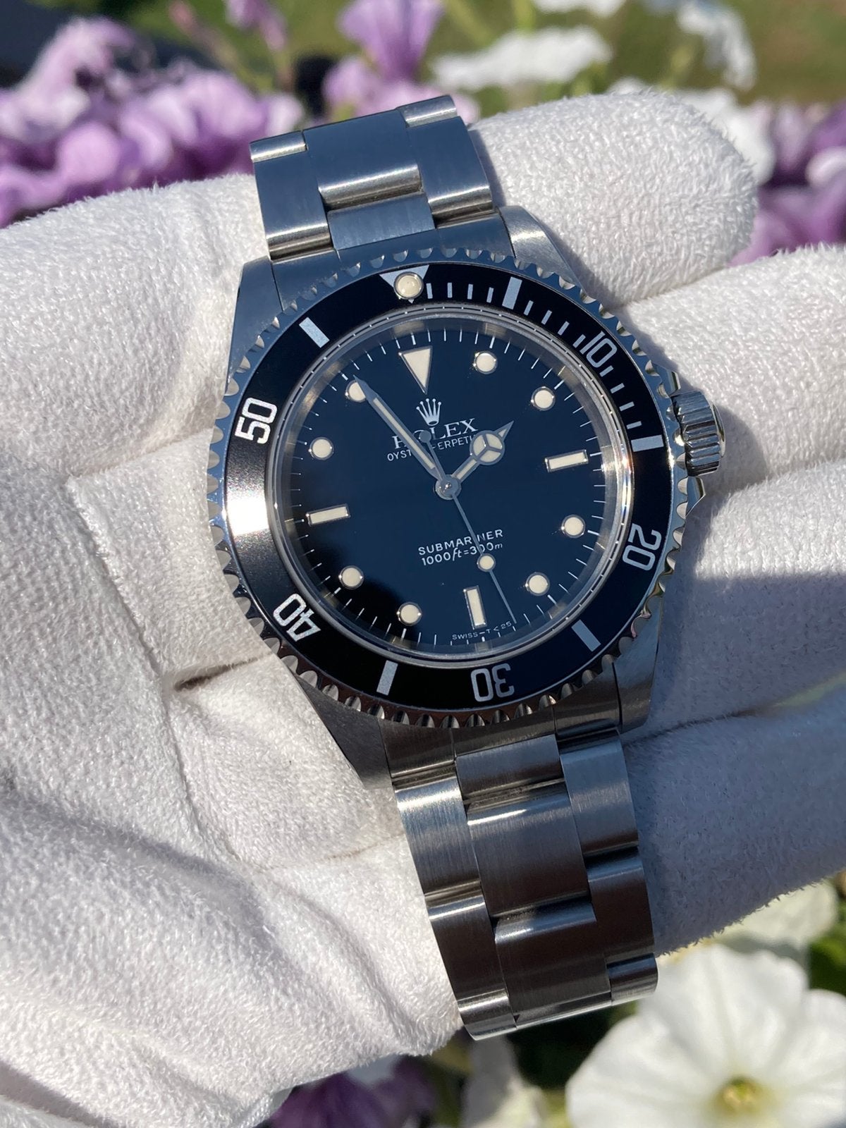 Rolex submariner 14060, Bijoux, Sacs & Beauté, Montres | Enfants, Enlèvement, Comme neuf