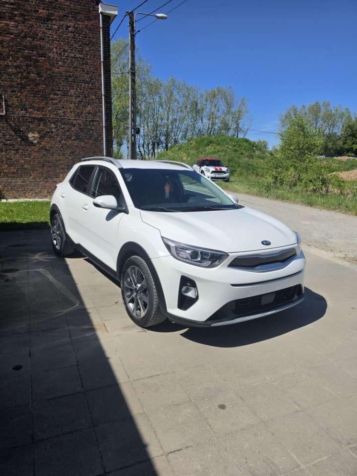 Kia stonic prete a immatriculer garantie, Auto's, Kia, Bluetooth, Testrit aan huis, Bedrijf, Stonic