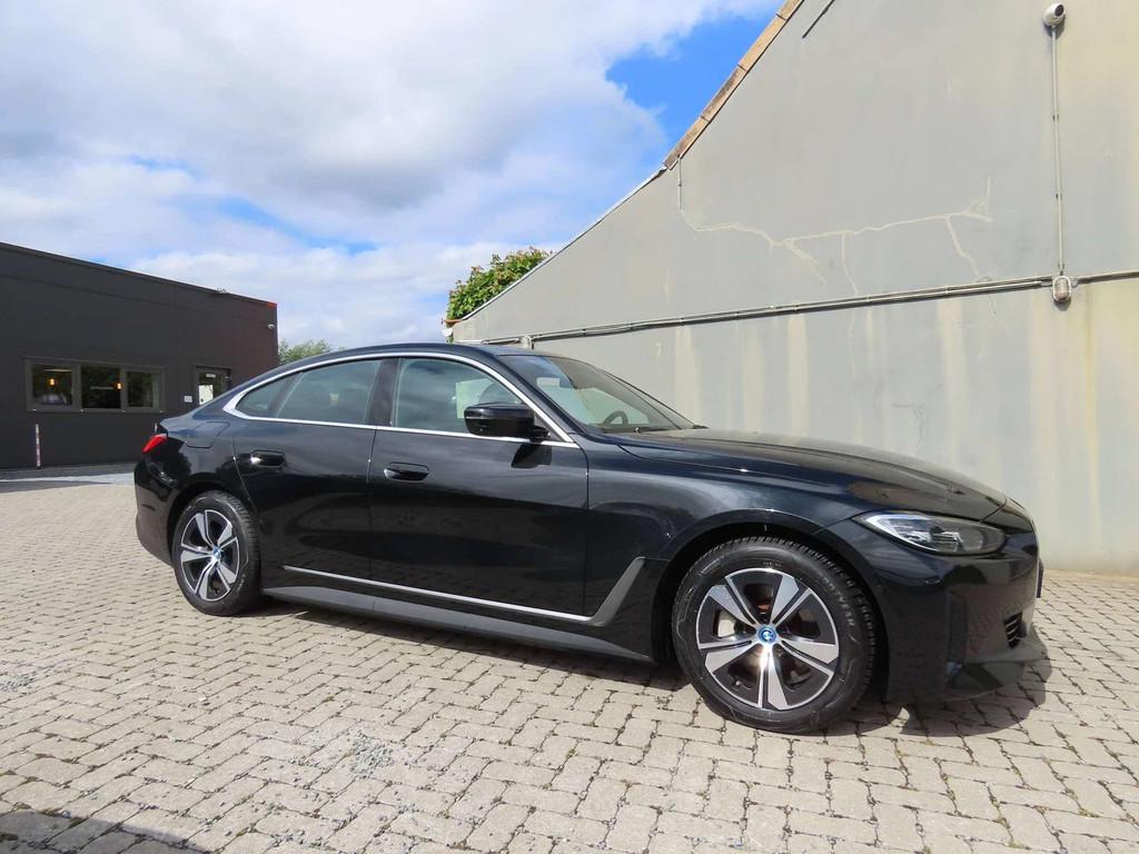 BMW i4 i4 Gran Coupe 83.9 kWh eDrive40 (automatique), Achat, Entreprise, 5 portes, Automatique