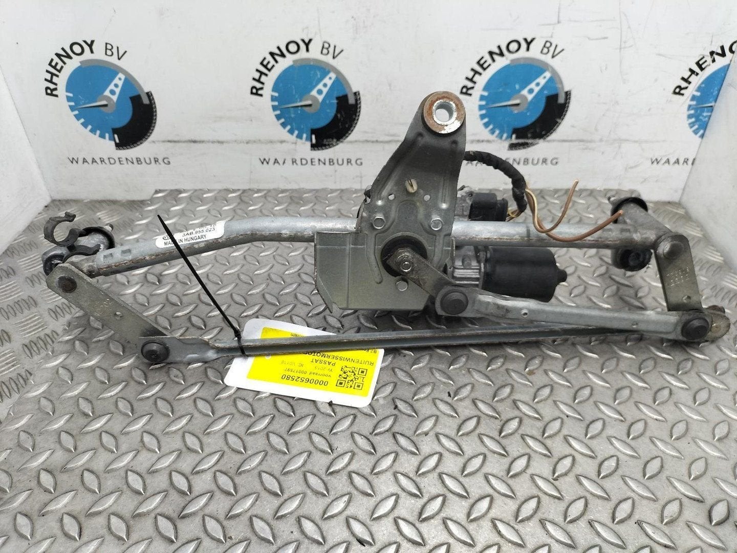 VOLKSWAGEN PASSAT B7 365 BlueMotion RUITENWISSERMOTOR VOOR 2, Ophalen of Verzenden, Gebruikt, Stiba lid