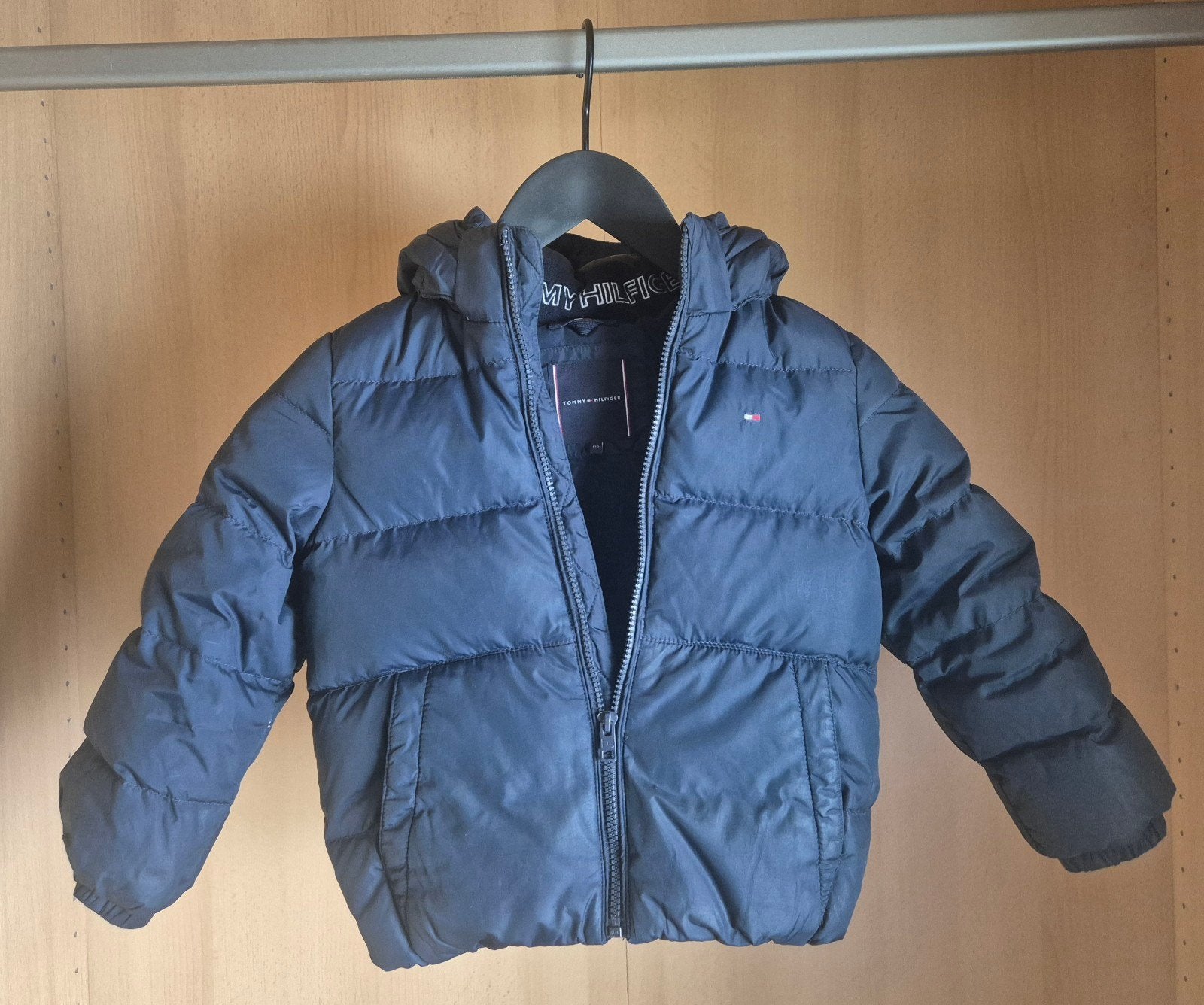 Winterjas Tommy Hilfiger maat 110, Ophalen of Verzenden, Gedragen, Blauw, Tommy hilfiger