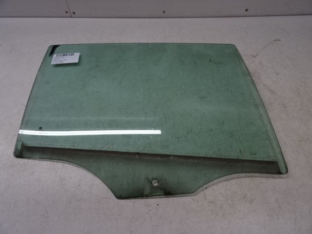 VITRE ARRIERE DROITE Skoda Superb (3TAA) (01-2008/05-2015), Utilisé, Skoda