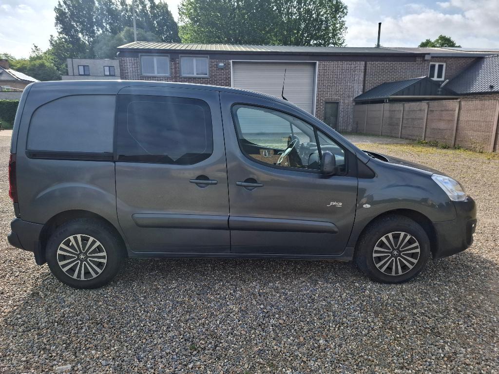 Peugeot Partner, Voorwielaandrijving, Euro 5, Zwart, 4 cilinders