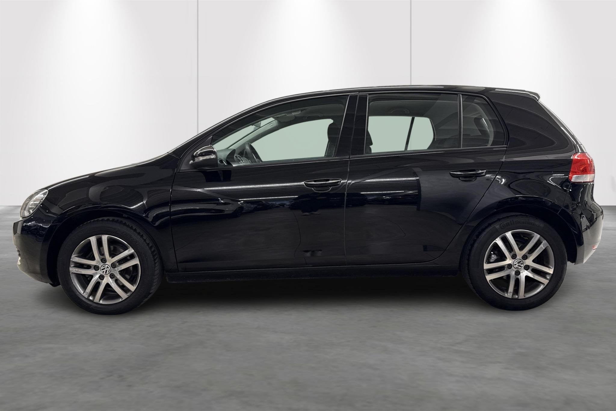 Volkswagen Golf 1.4I Trendline + AUTO AIRCO - CRUISE CONTROL, Autos, Achat, 149 g/km, Boîte manuelle, Noir