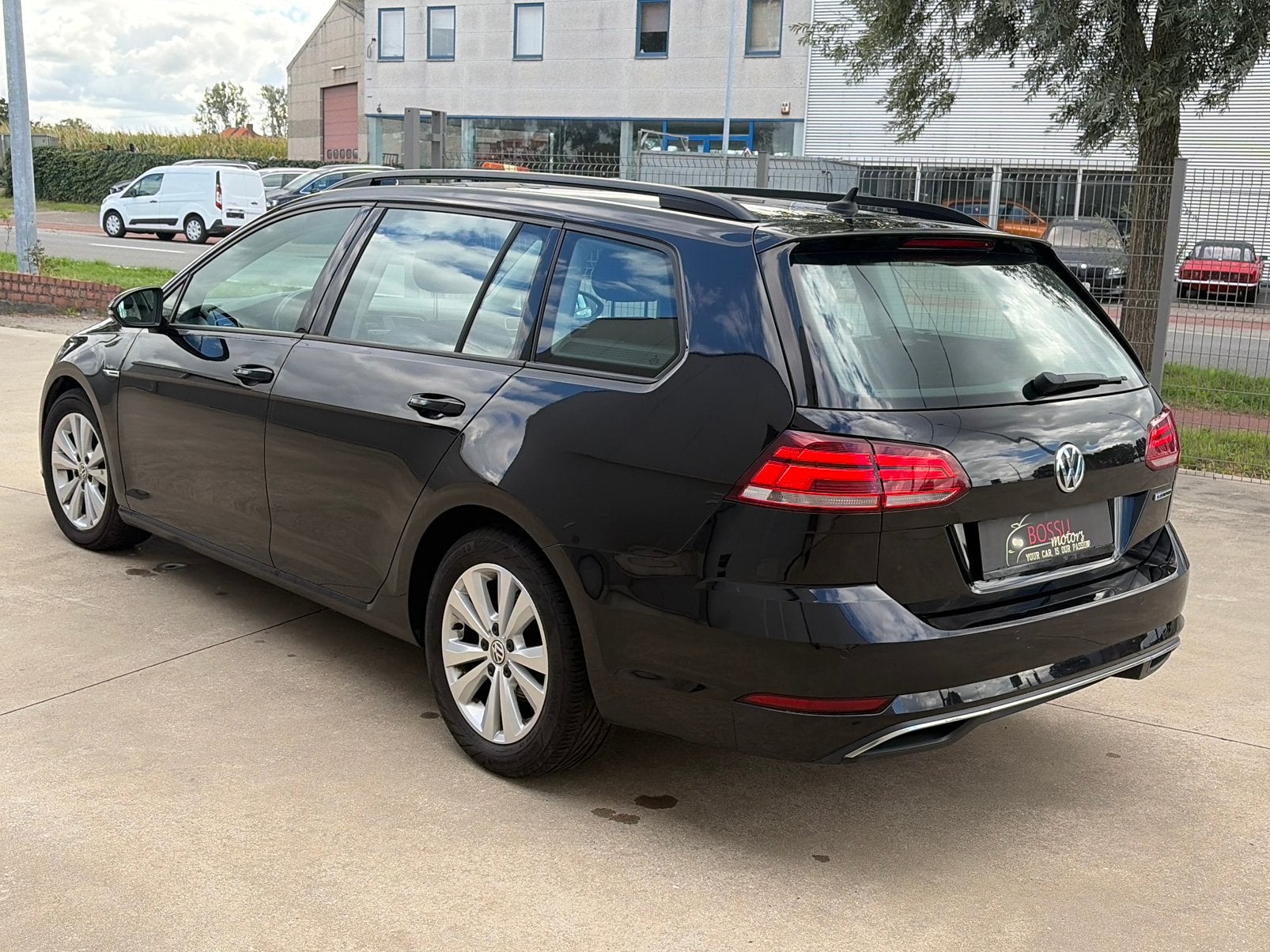 VW GOLF VARIANT 110 km 1.5TFSI ESSENCE, Achat, Entreprise, Boîte manuelle, 5 portes