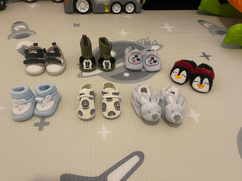 7 nouvelles chaussures, bottines et bottes pour bébés dès, Enlèvement ou Envoi, Neuf