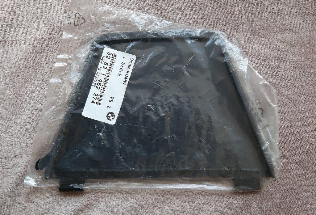 Nieuwe deksel voor gereedschapsvak BMW R65-R80 en R100, Motoren, Verzenden, Nieuw
