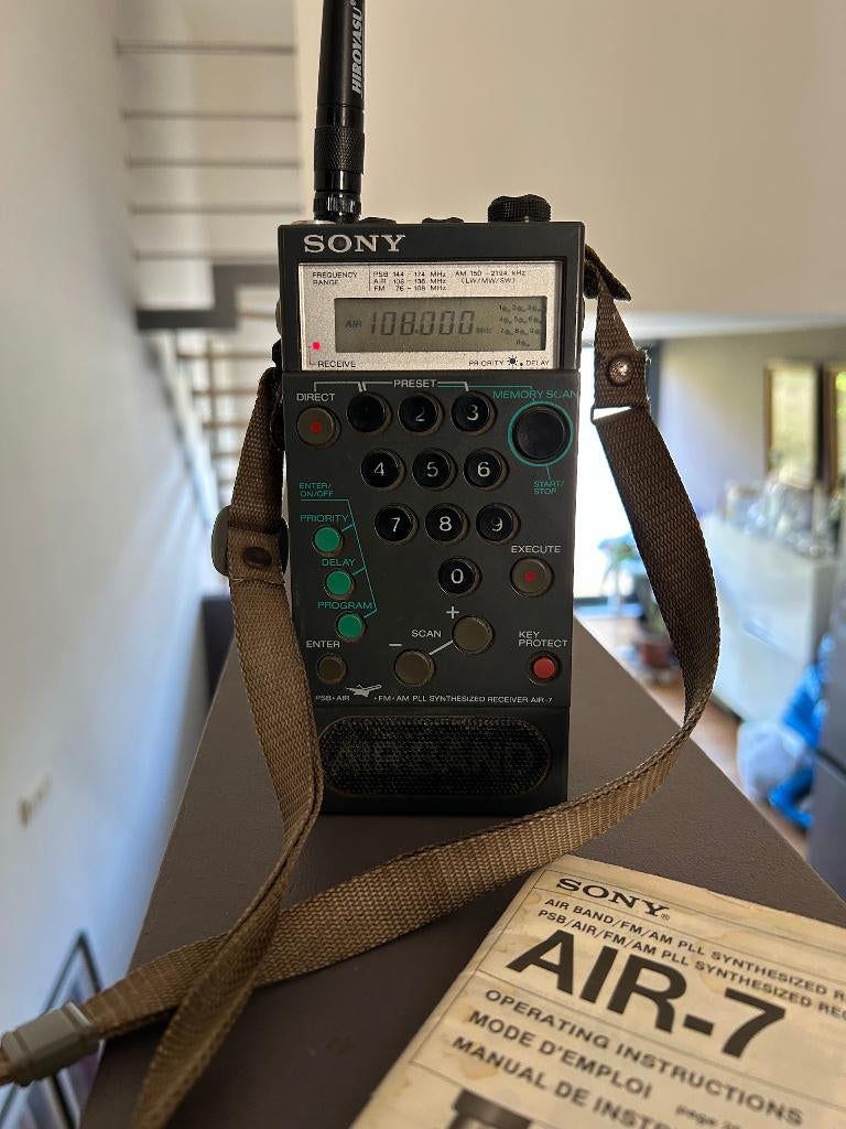 Sony Air-7 Radio | Luchtvaart- en FM-scanner | Handleiding, Ophalen of Verzenden, Gebruikt
