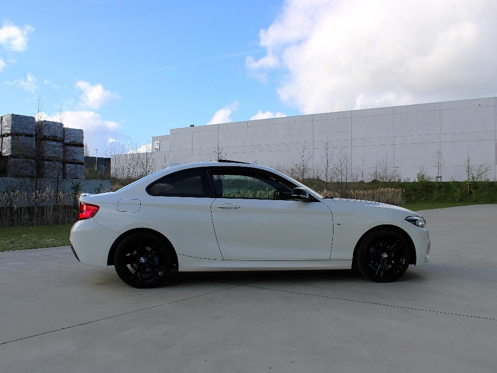 BMW 218iA coupé M-pack * Open dak* Automaat* Alcantara* LED, Auto's, BMW, Achterwielaandrijving, Euro 6, 4 cilinders, 2 Reeks