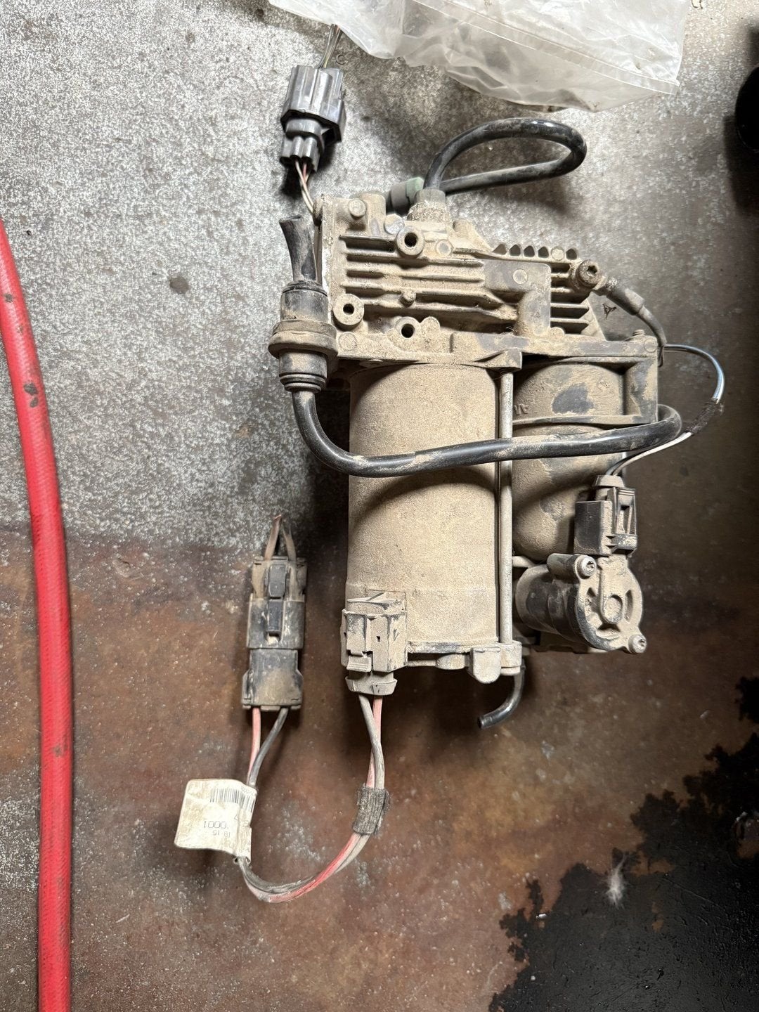 Range Rover Sport L320 lucht compressor, Autos : Pièces & Accessoires, Land Rover, -, Origine de la pièce connue, Utilisé