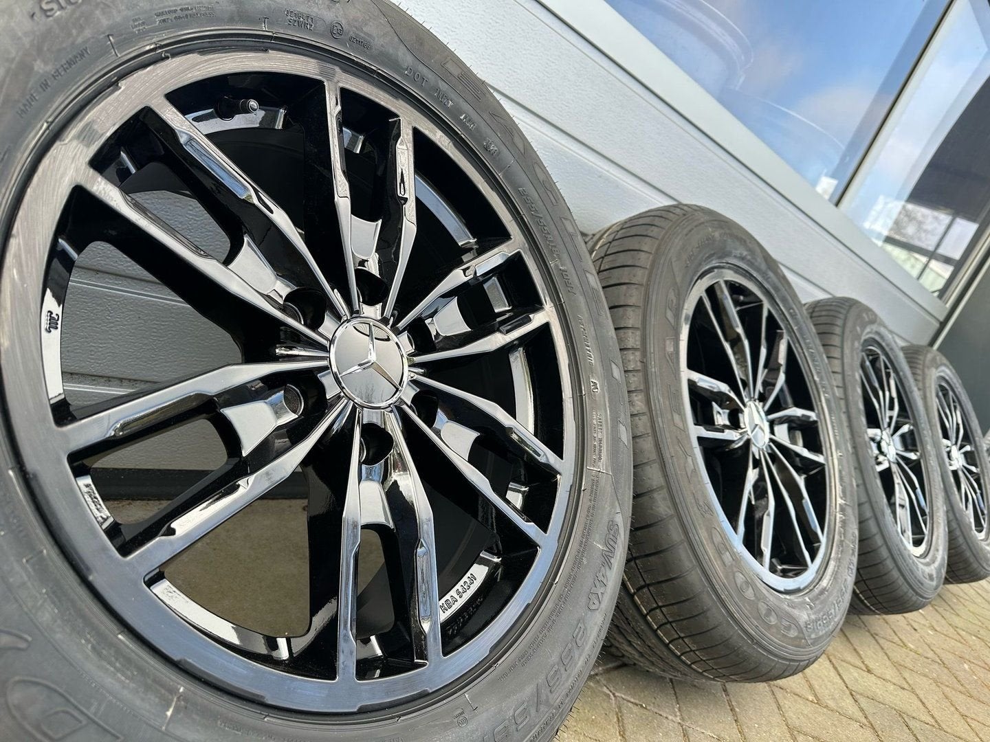 18 inch Mercedes Sprinter W907 W906 W910 velgen zomerbanden, 18 inch, Bestelwagen, 255 mm, -