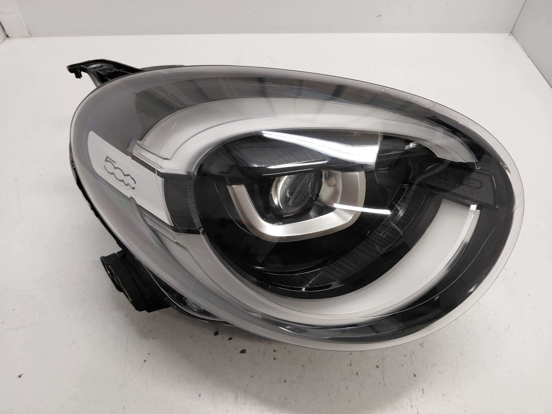 Phare Fiat 500X 00520919690, Stellantis Europe S.p.A., Info@stellantis.com, Utilisé, Corso Giovanni Agnelli 200
10135  Turin, IT