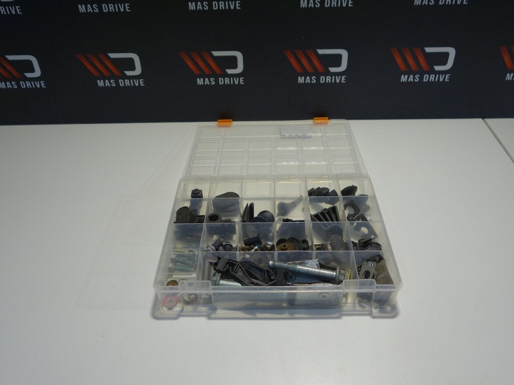 Porsche 986 / 996 diverse bouten, moeren, clipsen,..., Gebruikt