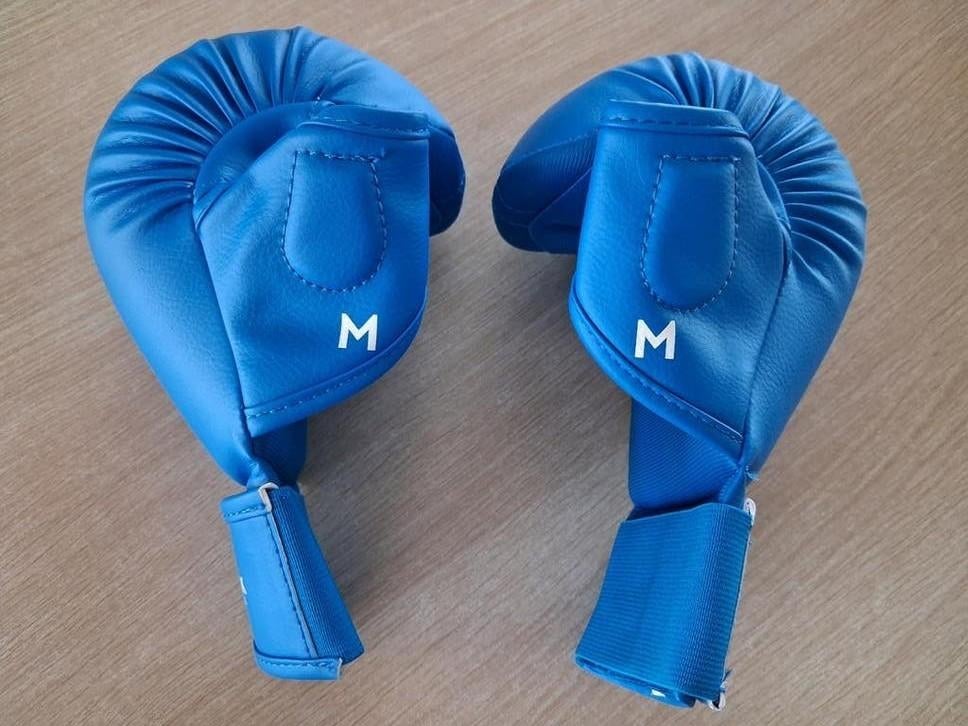 Protection pour les mains de karaté M - NOUVELLE, Sports & Fitness, Neuf, Enlèvement, Protection pour arts martiaux, Karaté