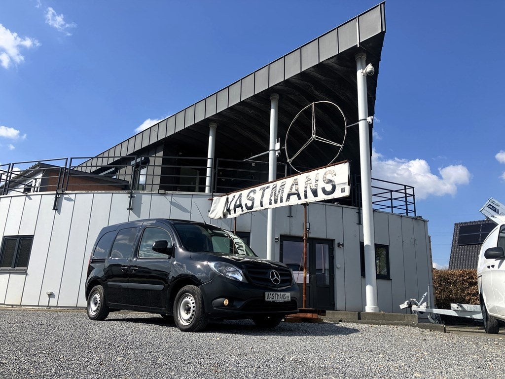 Mercedes-Benz Citan 109 CDI 10.950 € + BTW / Cruise Control, Auto's, Monovolume, Zwart, 95 pk, Zwart
