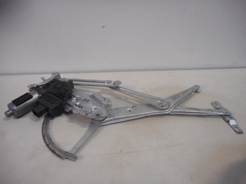 MECANISME DE VITRE ELECTRIQUE AVANT DROIT Opel Zafira (F75), Brose SE, Opel, Info@brose.com, Utilisé
