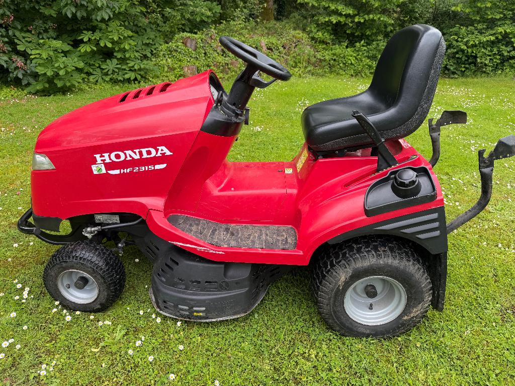 Tracteur Tondeuse HONDA HF 2315 à vendre, Jardin & Terrasse, Tondeuses autoportées, Honda, Démarrage électrique, Enlèvement, Utilisé