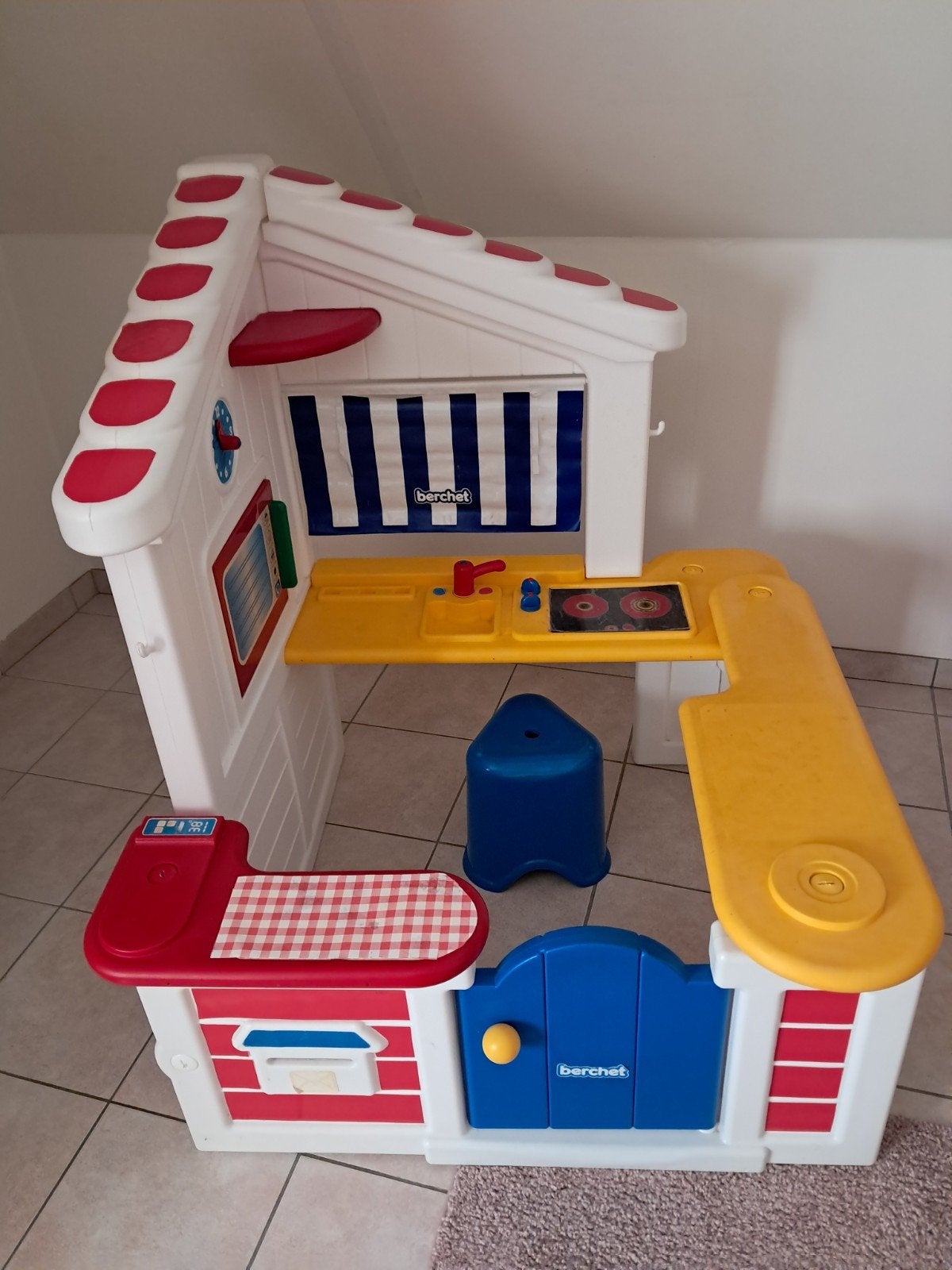 kinderkeukentje, Ophalen