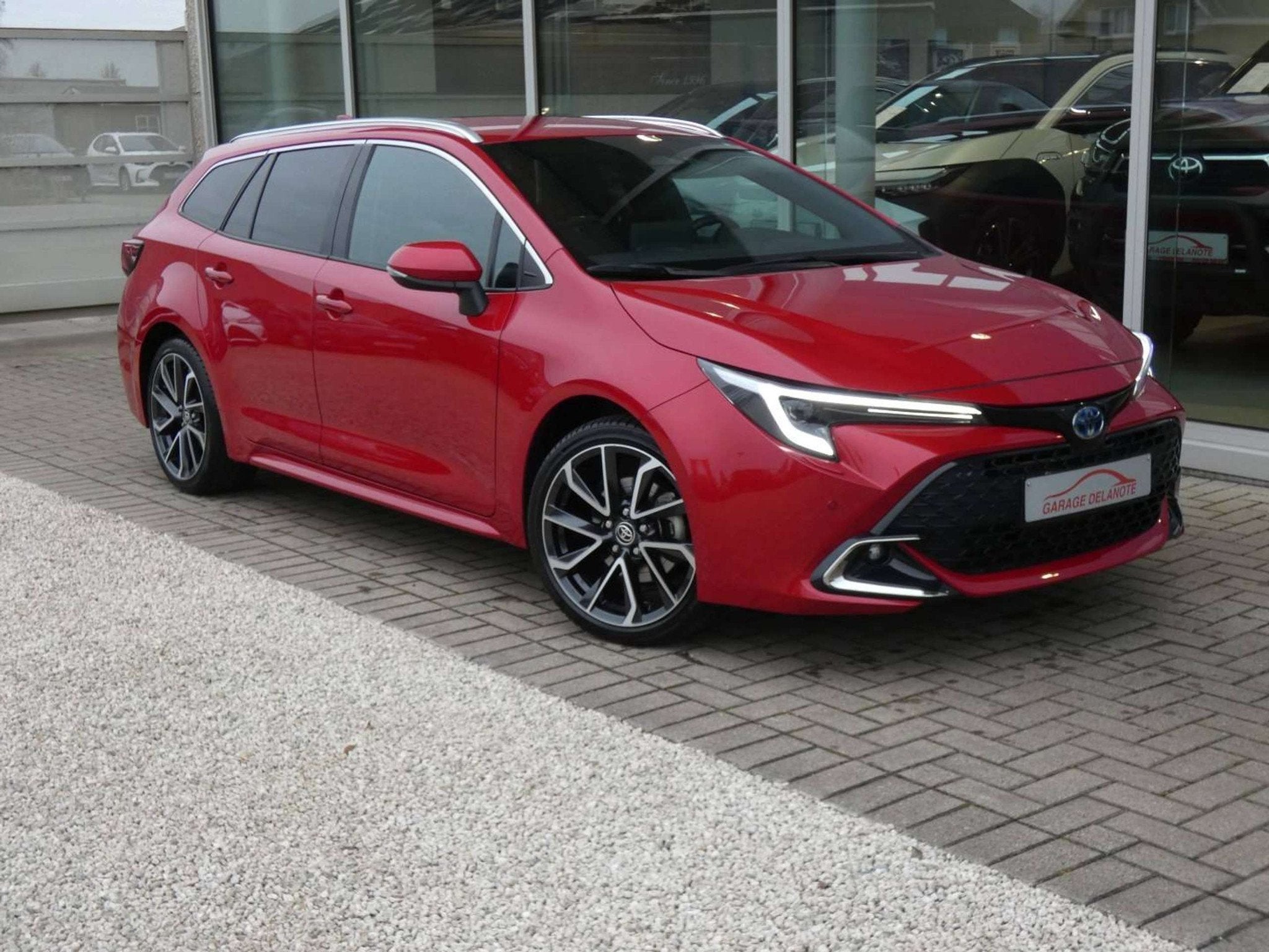 Toyota Corolla 2.0 Hybrid 196pk Premium +ZWART LEDER +Trekha, Auto's, 4 cilinders, Parkeersensor, 144 kW, Corolla