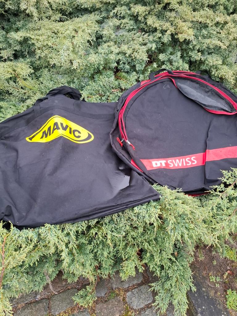 Wielzakken, Fietsen en Brommers, Ophalen