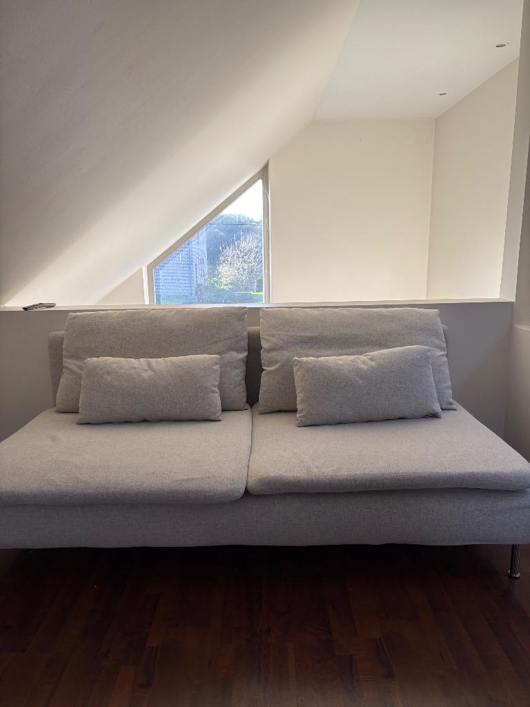 IKEA zetel DRINGEND WEG, Huis en Inrichting, Ophalen, Zo goed als nieuw, Tweepersoons, Rechte bank