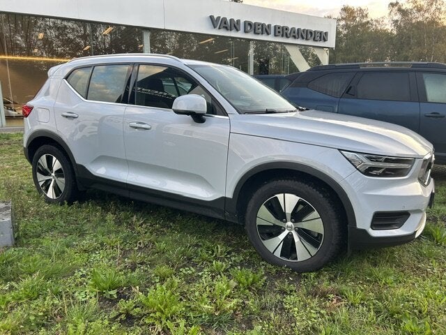 Volvo XC 40 T4 Recharge Plug in Hybride Momentum, Auto's, 0 kg, 0 min, 0 kg, Wit