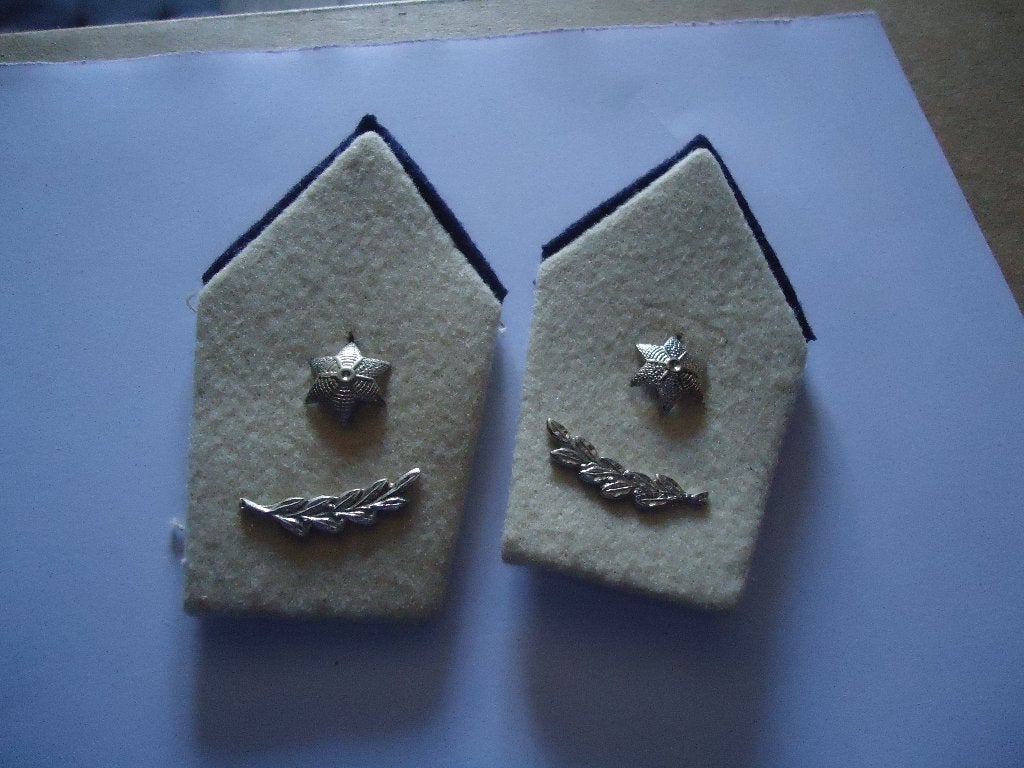 coins de col lanciers, Verzamelen, Ophalen of Verzenden, Landmacht, Embleem of Badge