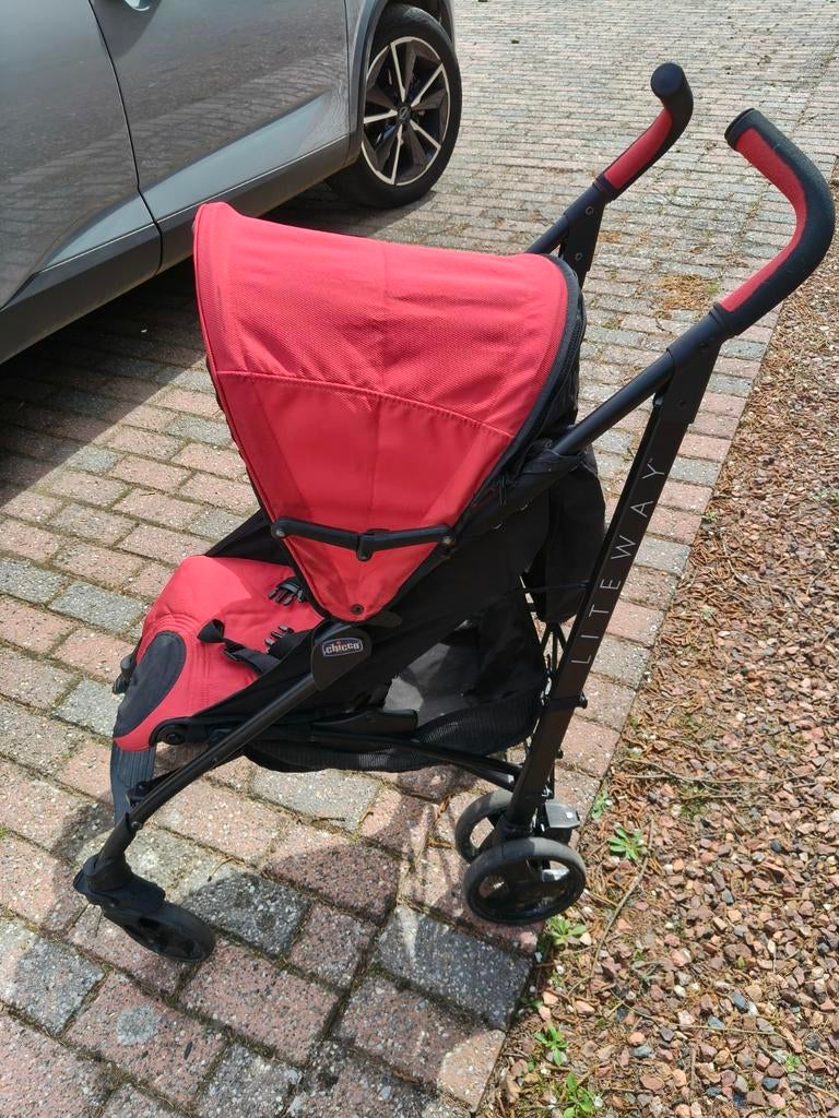 Opvouwbare kinderbuggy 'Chicco', Ophalen