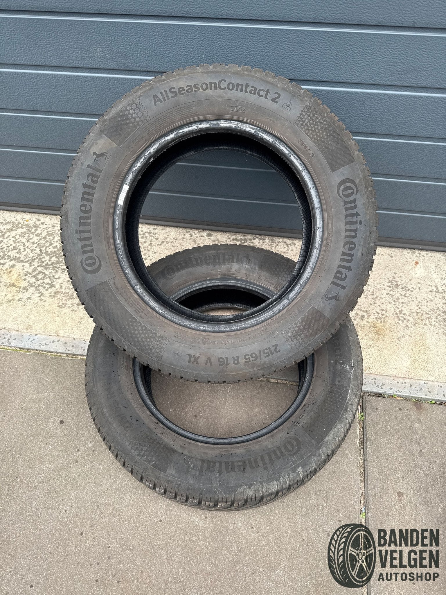 2 x Continental 215-65-16 102V All Season Contact2 EV, Autos : Pièces & Accessoires, Pneus & Jantes, 215 mm, 4 Saisons, 16 pouces