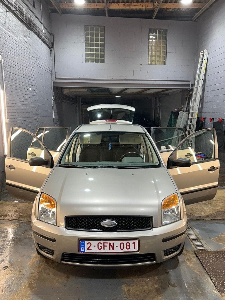 Ford Fusion Occasion ., Auto's, Ford, Particulier, Fusion, Airbags, Centrale vergrendeling, Elektrische ramen, Keyless entry, Benzine