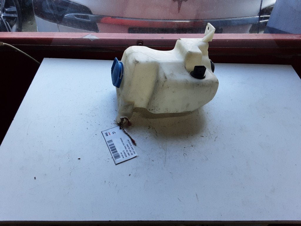 LAVE-GLACE RESERVOIR AVANT Audi A3 (8L1) (1JO955453), Mevr. I. Hauben, Audi, Utilisé, Rue de l'Espoir 34 34
4030  GRIVEGNÉE, BE