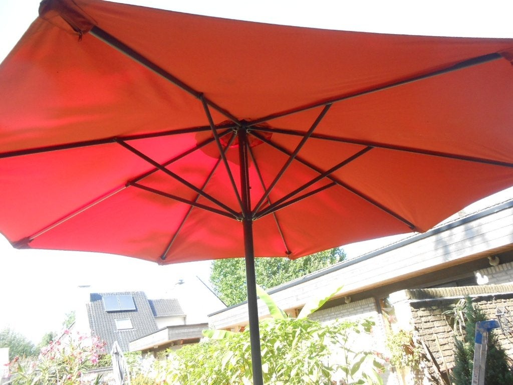 oranje zeil parasol Ø3m met 8 bleinen (baren) met voet prima, Tuin en Terras, Ophalen, Gebruikt