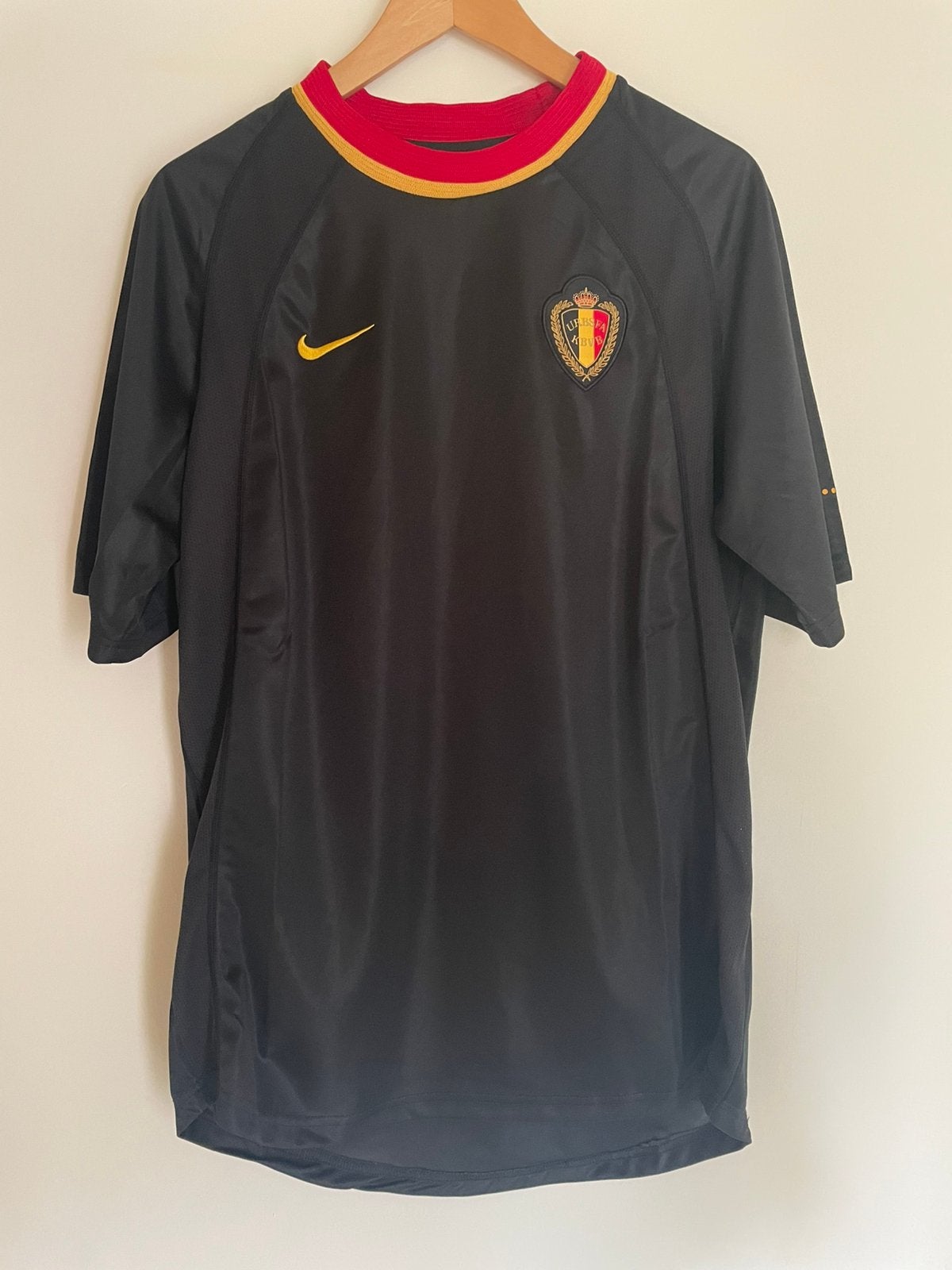 Rode Duivels shirt Nike zwart Large 2000, Sport en Fitness, Voetbal, Maat L, Ophalen of Verzenden, Nieuw, Shirt